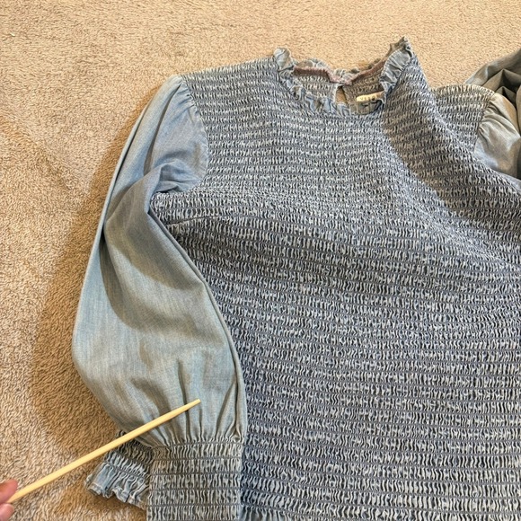 Veronica Beard Chambray Smocked Denim Top Ruffle Neck Puff Sleeve Blouse Women 2 - Picture 16 of 16